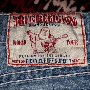True Religion Men shorts